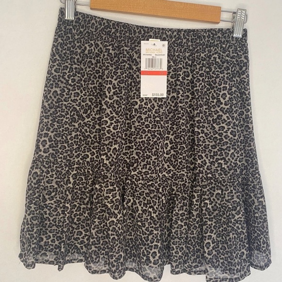 NWT Michael Michael Kors Savannah Cheetah Print Gray Mini Skirt; Size XS NEW - Picture 2 of 5